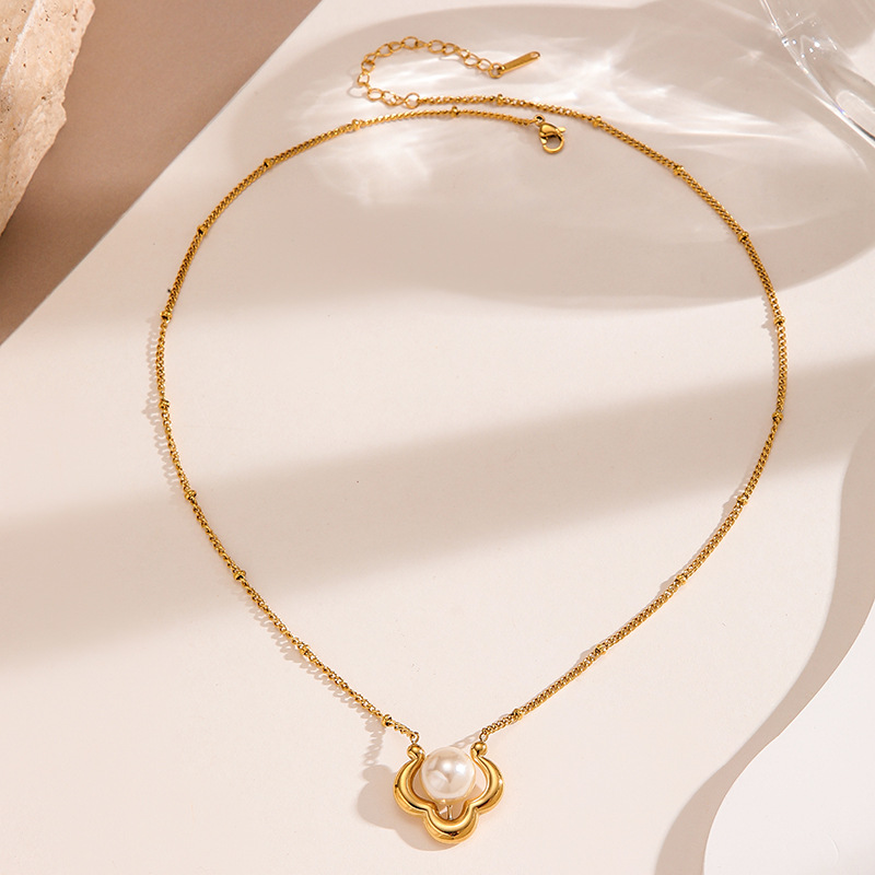 Chinese Style Lucky Auspicious - Crystal Choker Necklace recension och pris